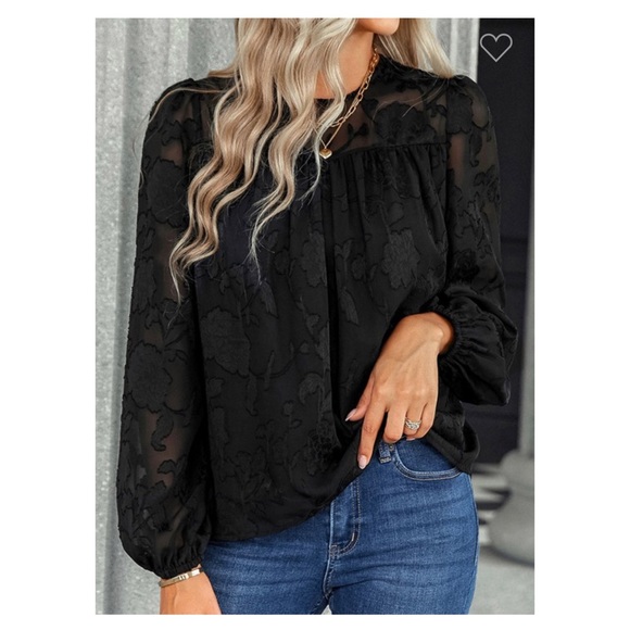 Black Floral Modern Lace Chic Blouse - Picture 6 of 8